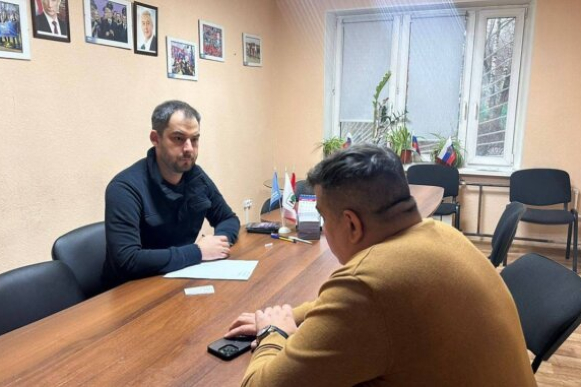 Депутат Евгений Шустров провёл приём населения