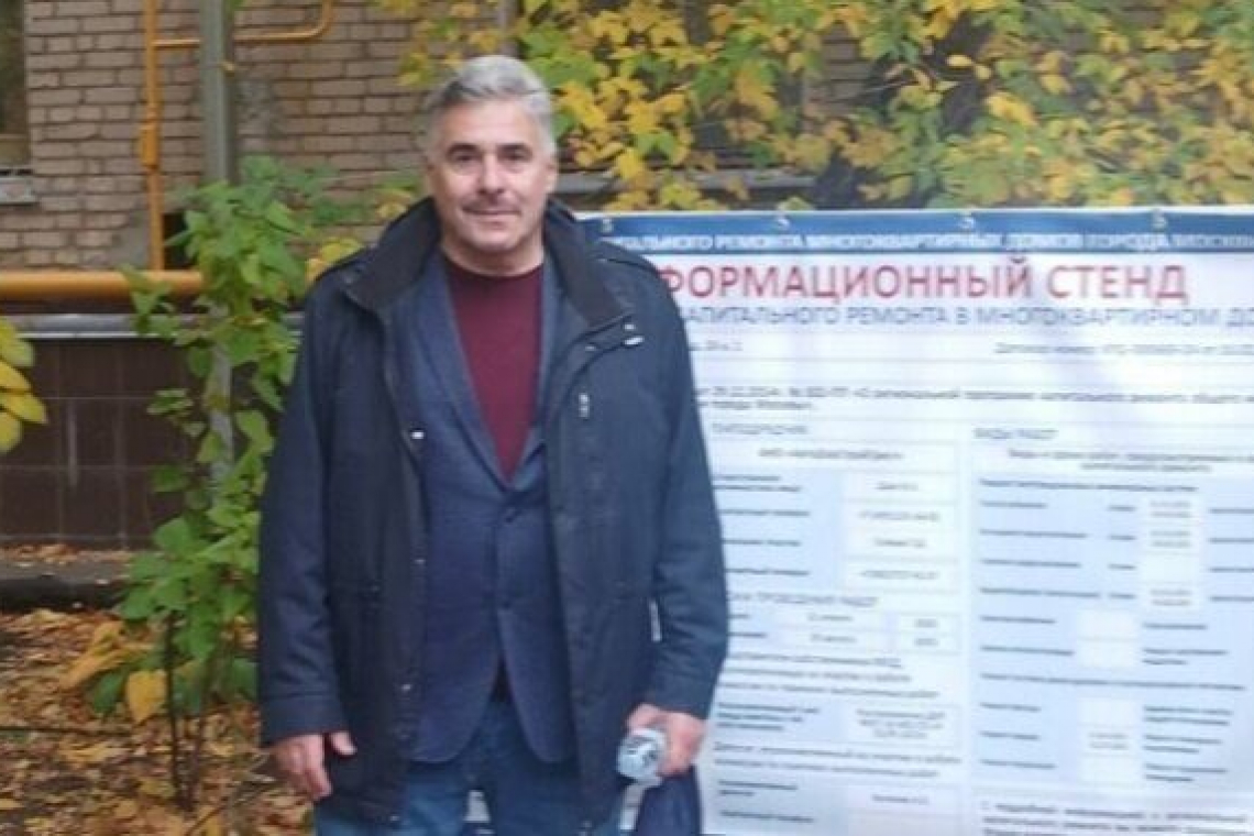 Константин Воловик проверил работы в доме на Бойцовой