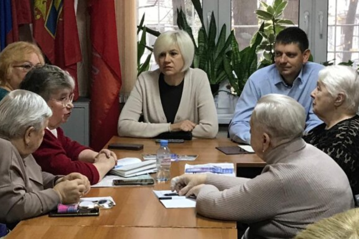 Марина Нестерова встретилась с ветеранами