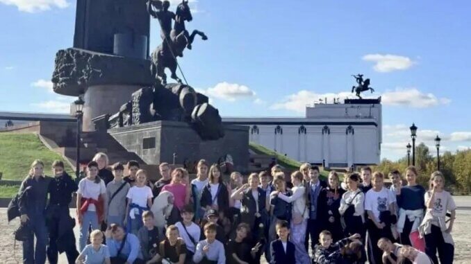 Урок мужества на Поклонной горе прошёл для богородских школьников